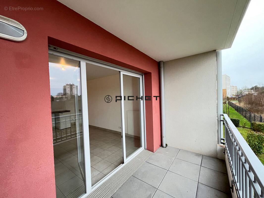 Appartement à LUCE