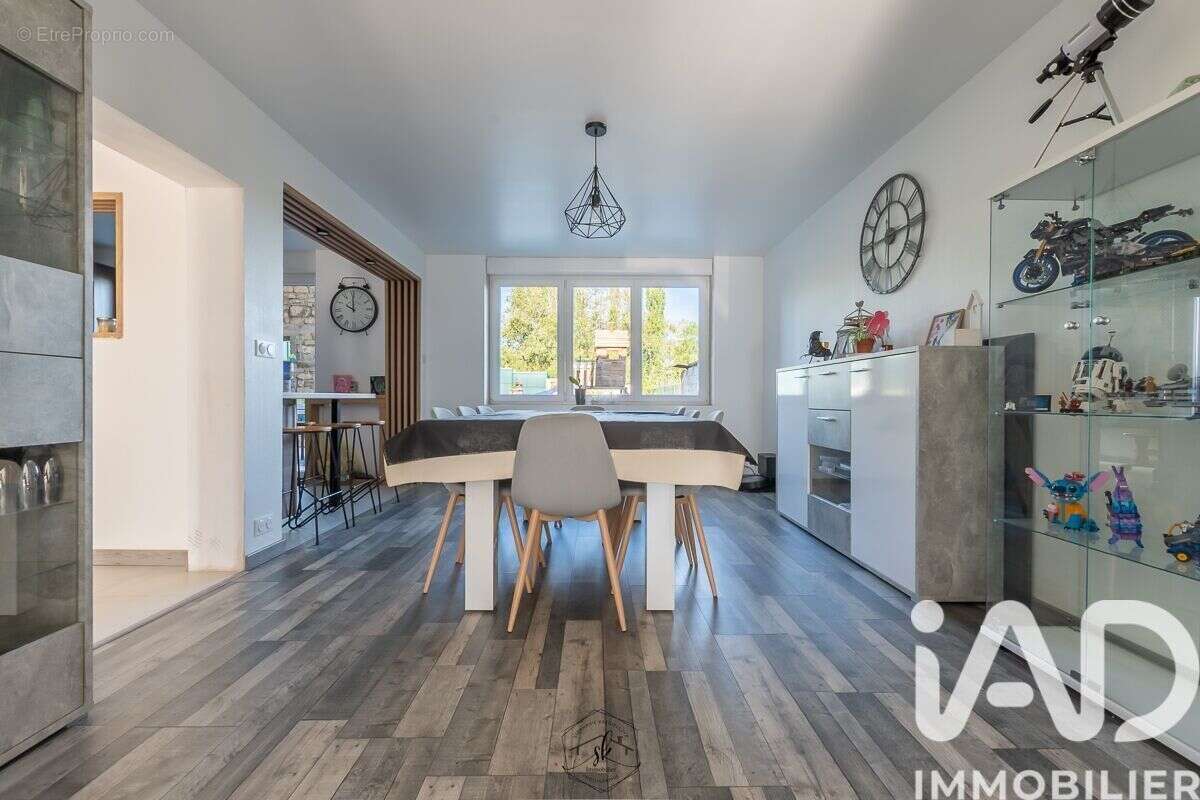Maison 170 m² à Waldweistroff  - photo 4