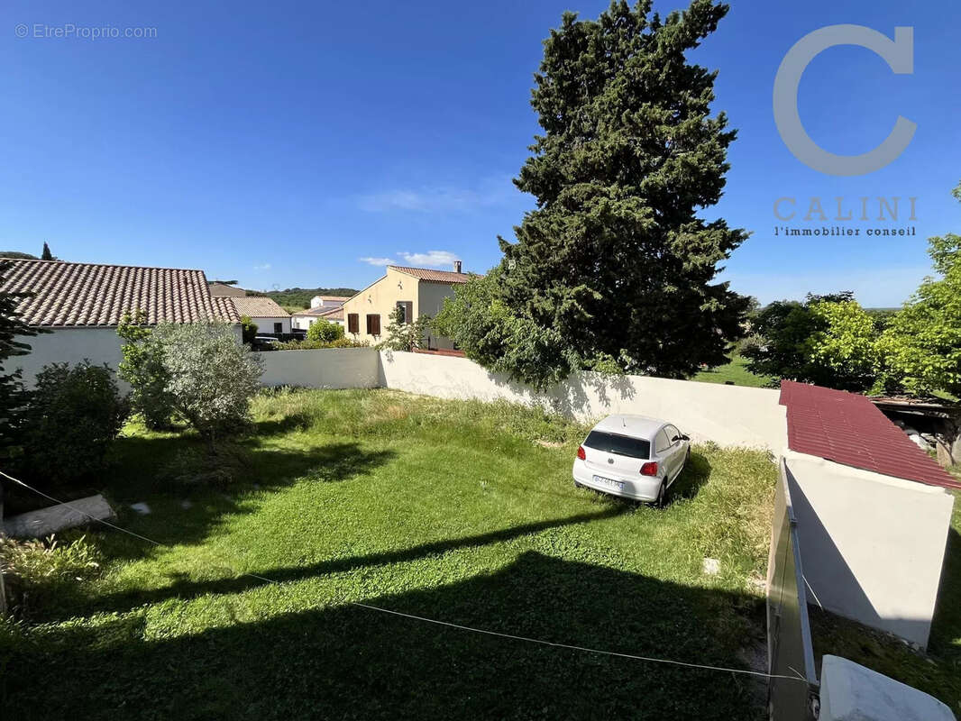 Maison à LA CALMETTE