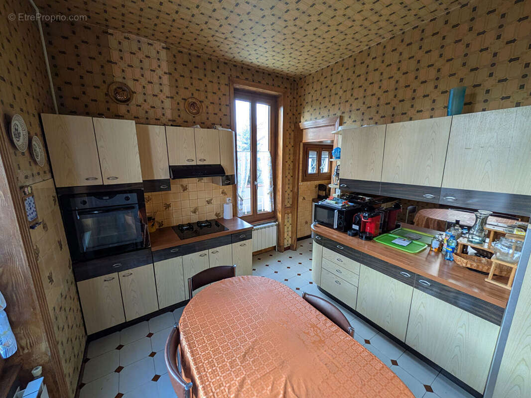 Maison à RIORGES