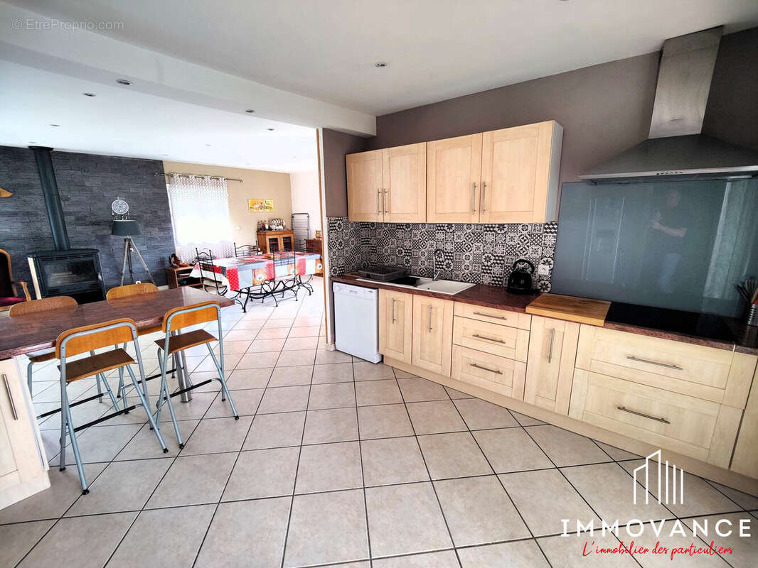 Maison à SAINT-MARTIN-DE-LONDRES