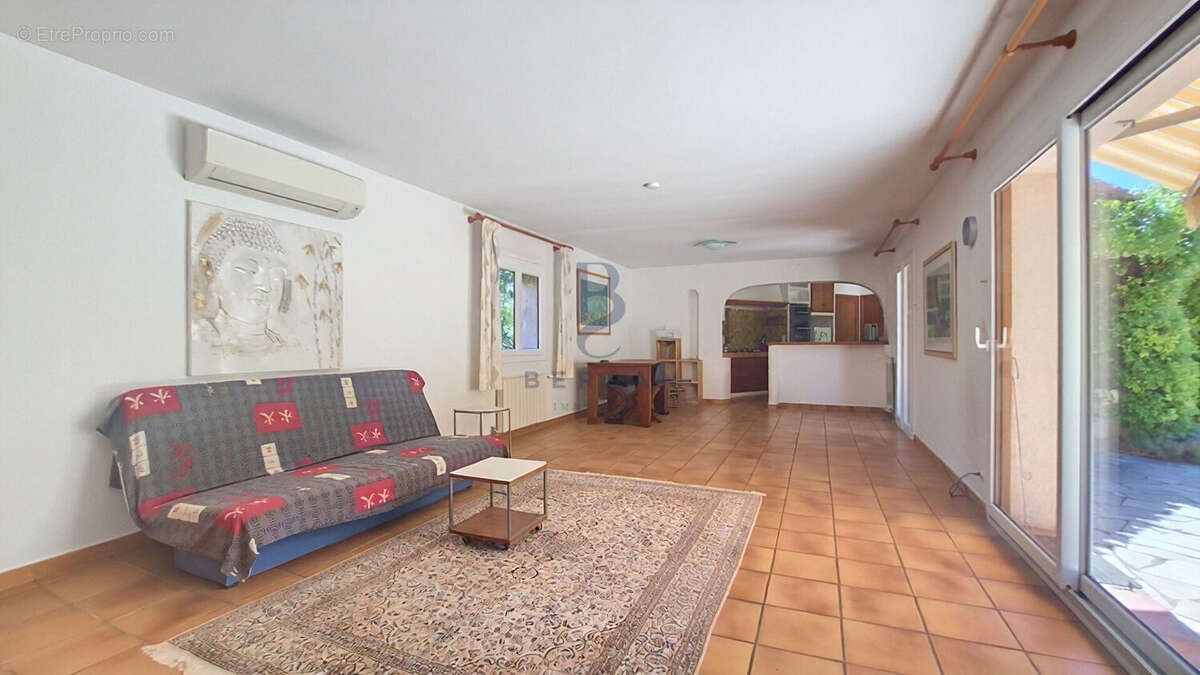 Villa  de charme a la tour de mare  frejus a l'abri des regards - photo 8