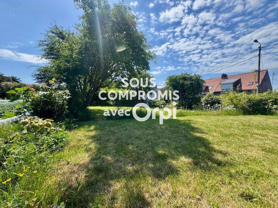 Maison à SAINT-MARTIN-BOULOGNE