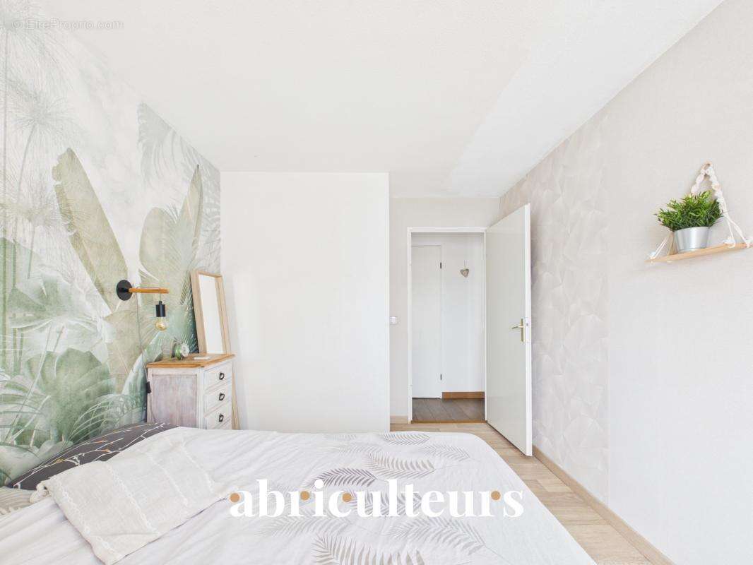 Appartement 3 pièces dernier étage avec balcon sans vis-à-vis en vente à Argenteuil 95100 - photo 11