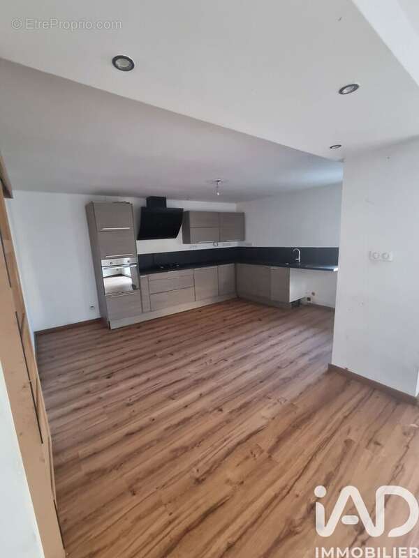 Photo 2 - Maison à BUISSONCOURT