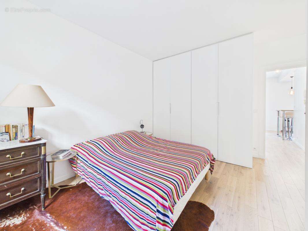 Appartement à PARIS-18E