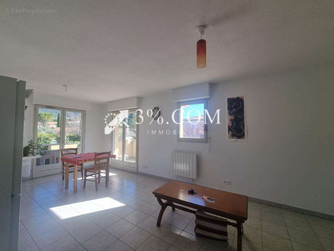 Appartement 2 pieces lumineux avec terrasse : calme et vue - photo 4