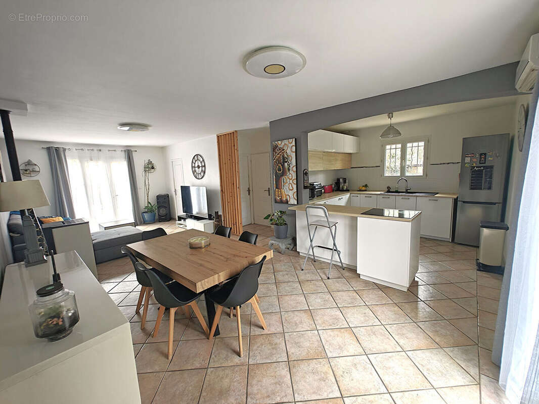 Maison à LA VALETTE-DU-VAR