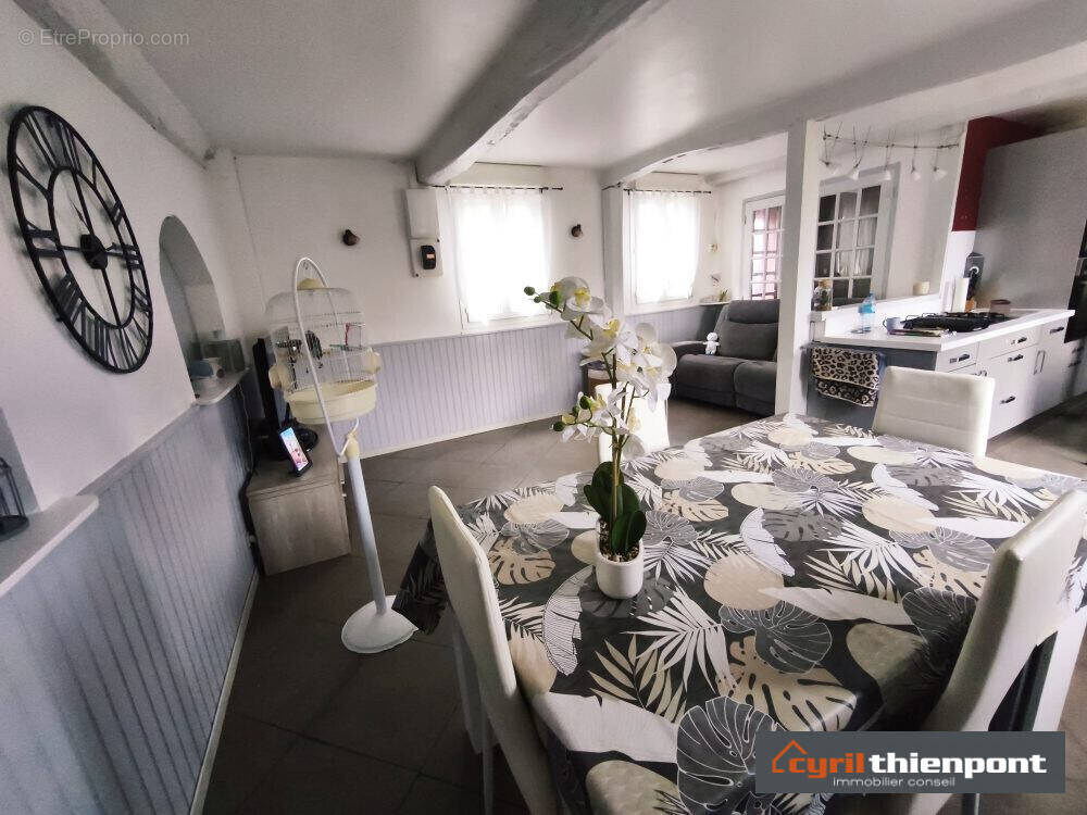 Maison à FRIVILLE-ESCARBOTIN