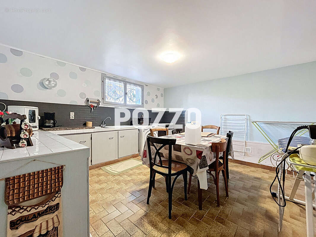 Maison à LINGREVILLE