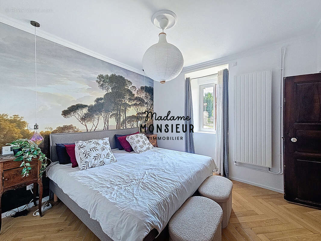 Maison à LA TOUR-DU-PIN