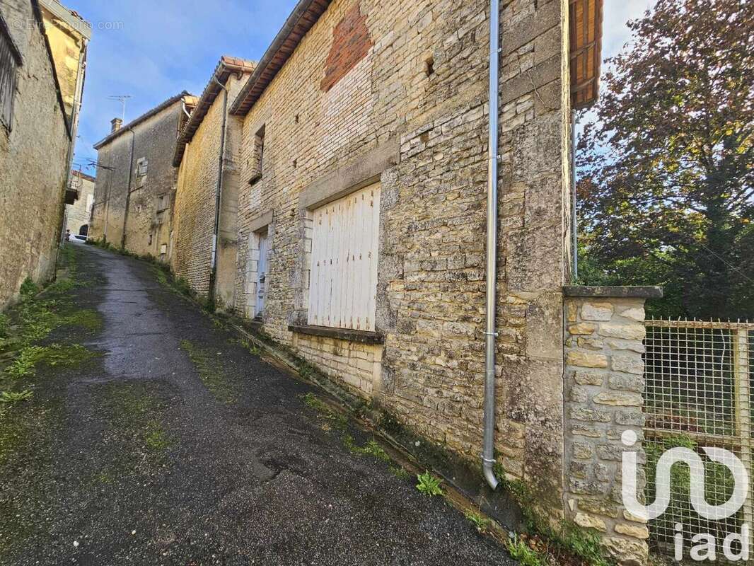 Photo 4 - Maison à RUFFEC