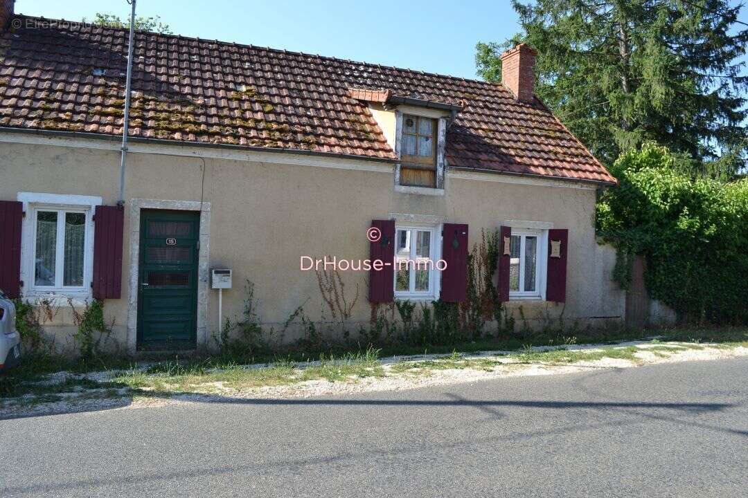 Maison à NEUILLY-EN-DUN