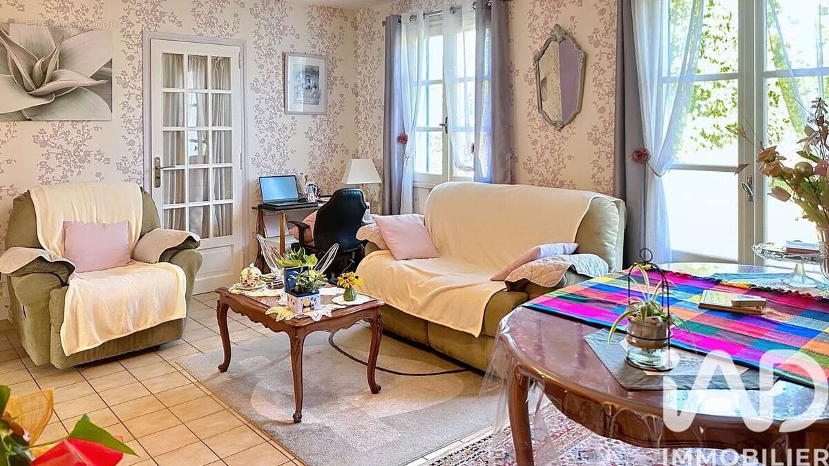 Photo 3 - Maison à SAINT-GERMAIN-DE-LUSIGNAN
