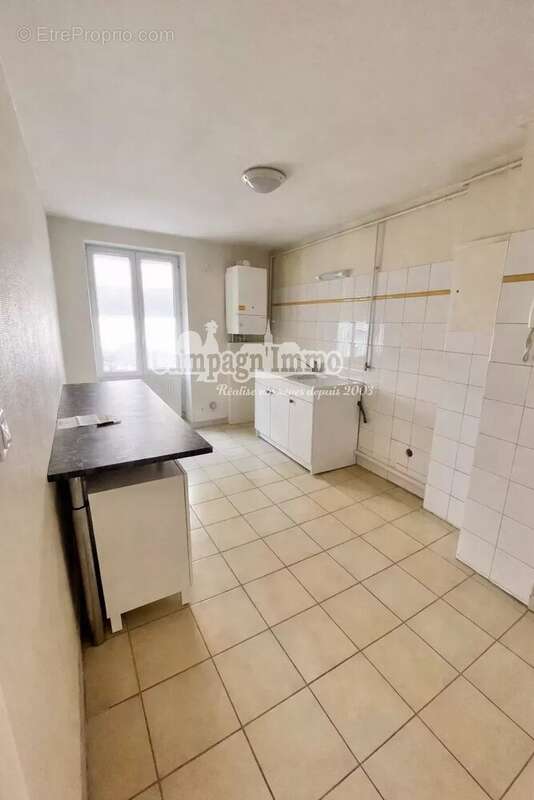 Appartement à PONTCHARRA-SUR-TURDINE