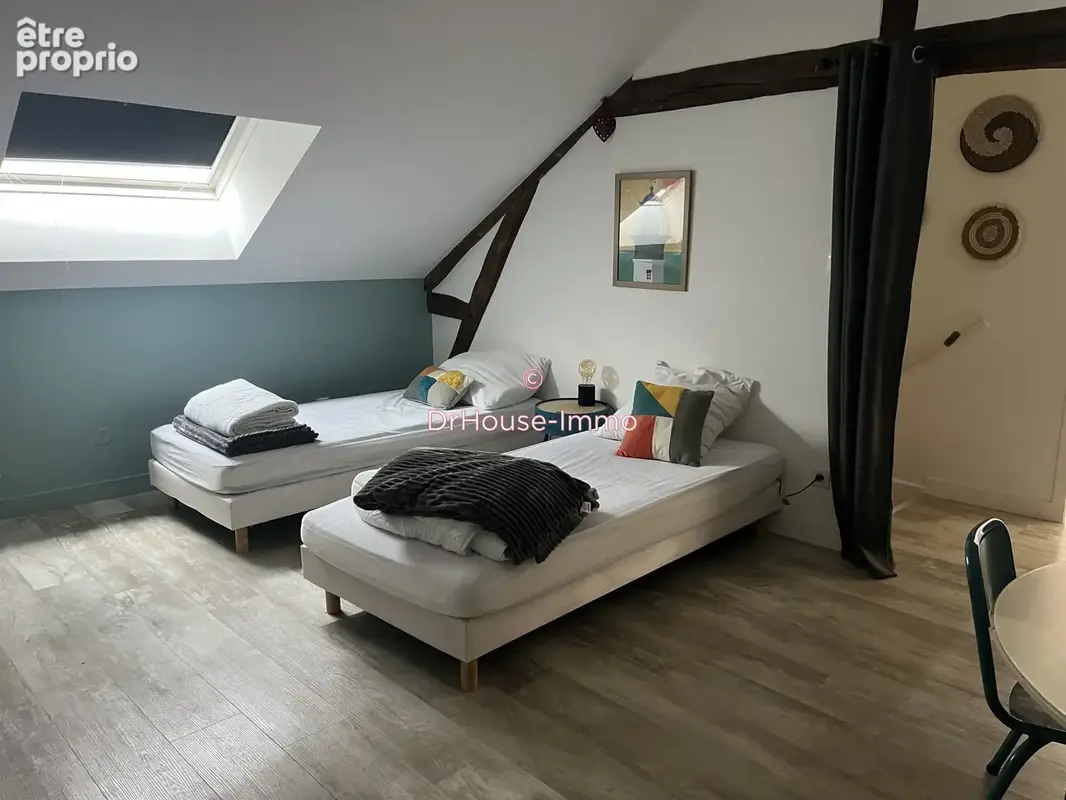 Maison 9 pièces 280 m² à vendre à Oyre (86220) - photo 11