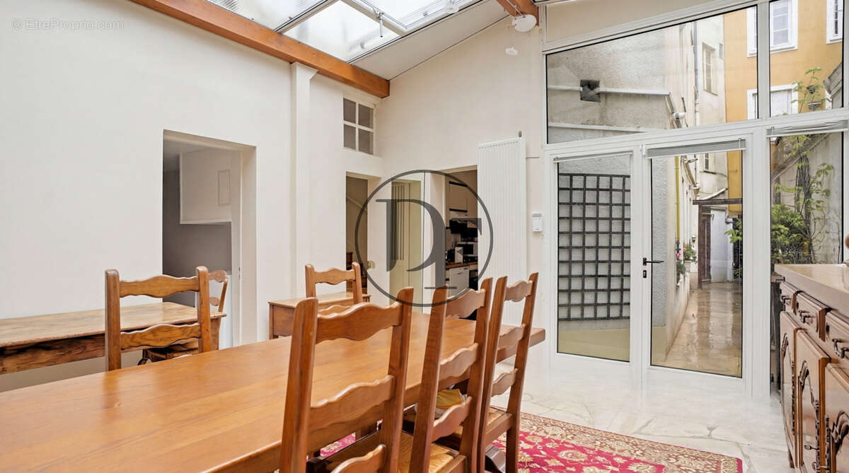 Appartement à FONTAINEBLEAU