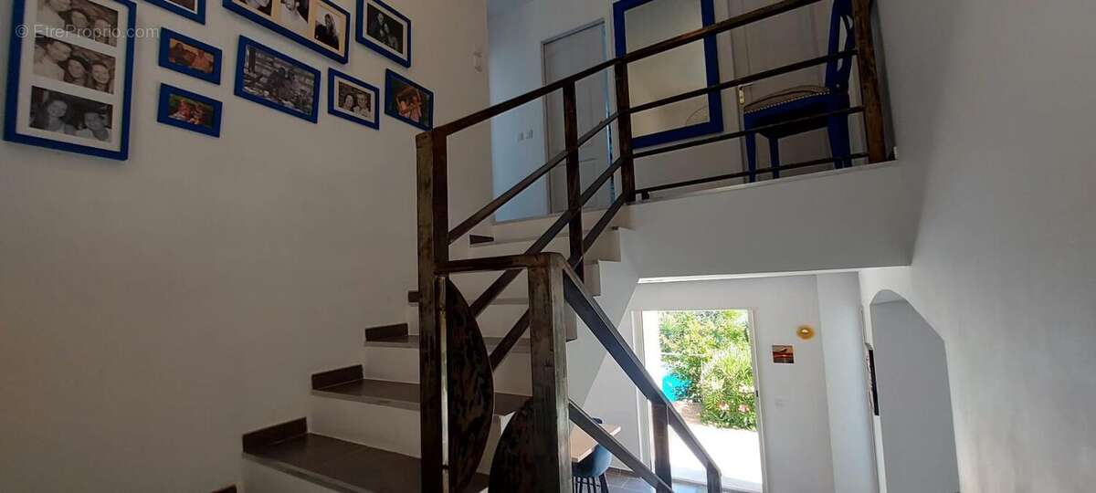 Maison à FREJUS