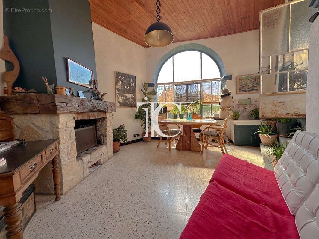 Maison à SAINT-AMBROIX