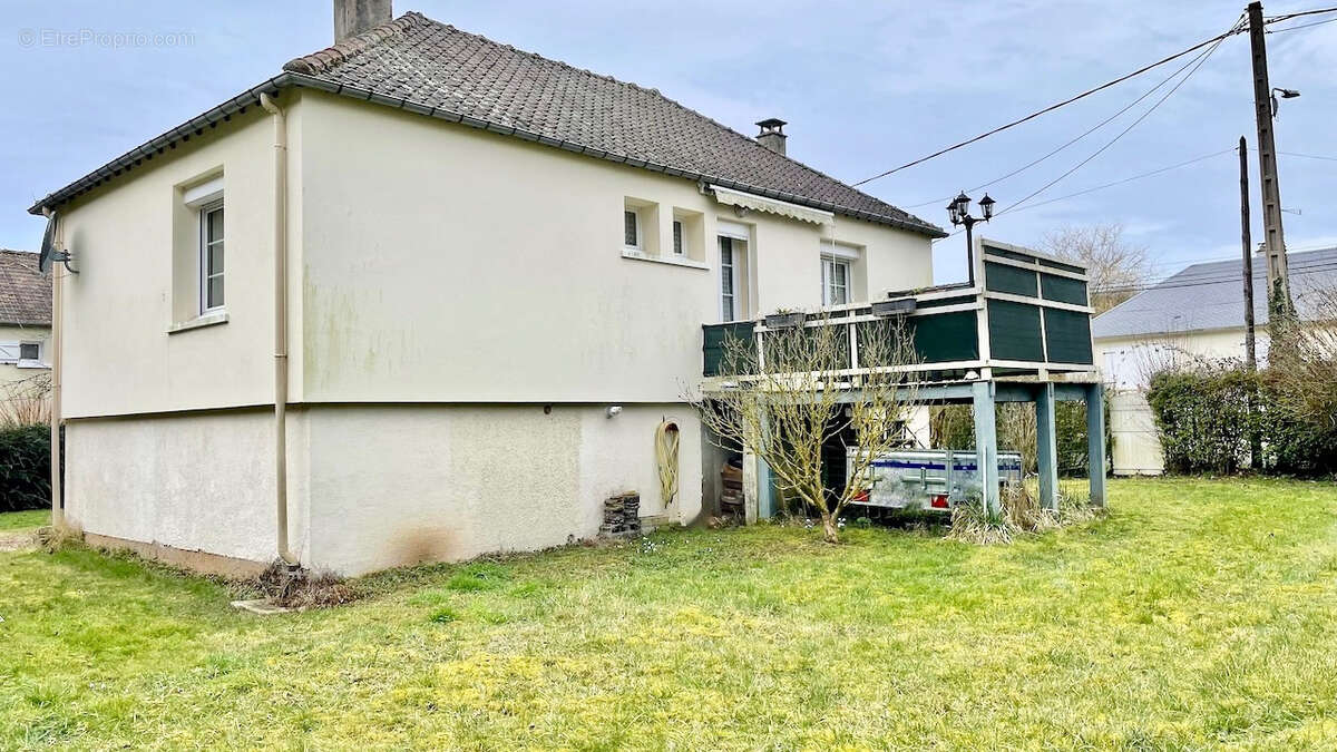 Maison à LA FERRIERE-SUR-RISLE