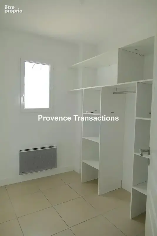 Maison récente de 3 chambres, jardin et garage - photo 11