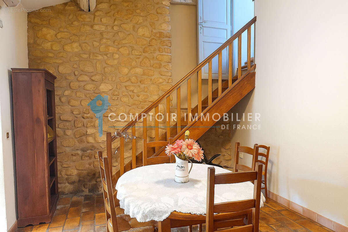 Maison à ROBION