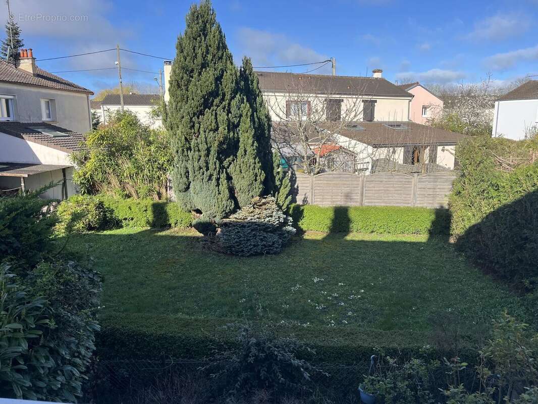 Maison à VILLEPREUX