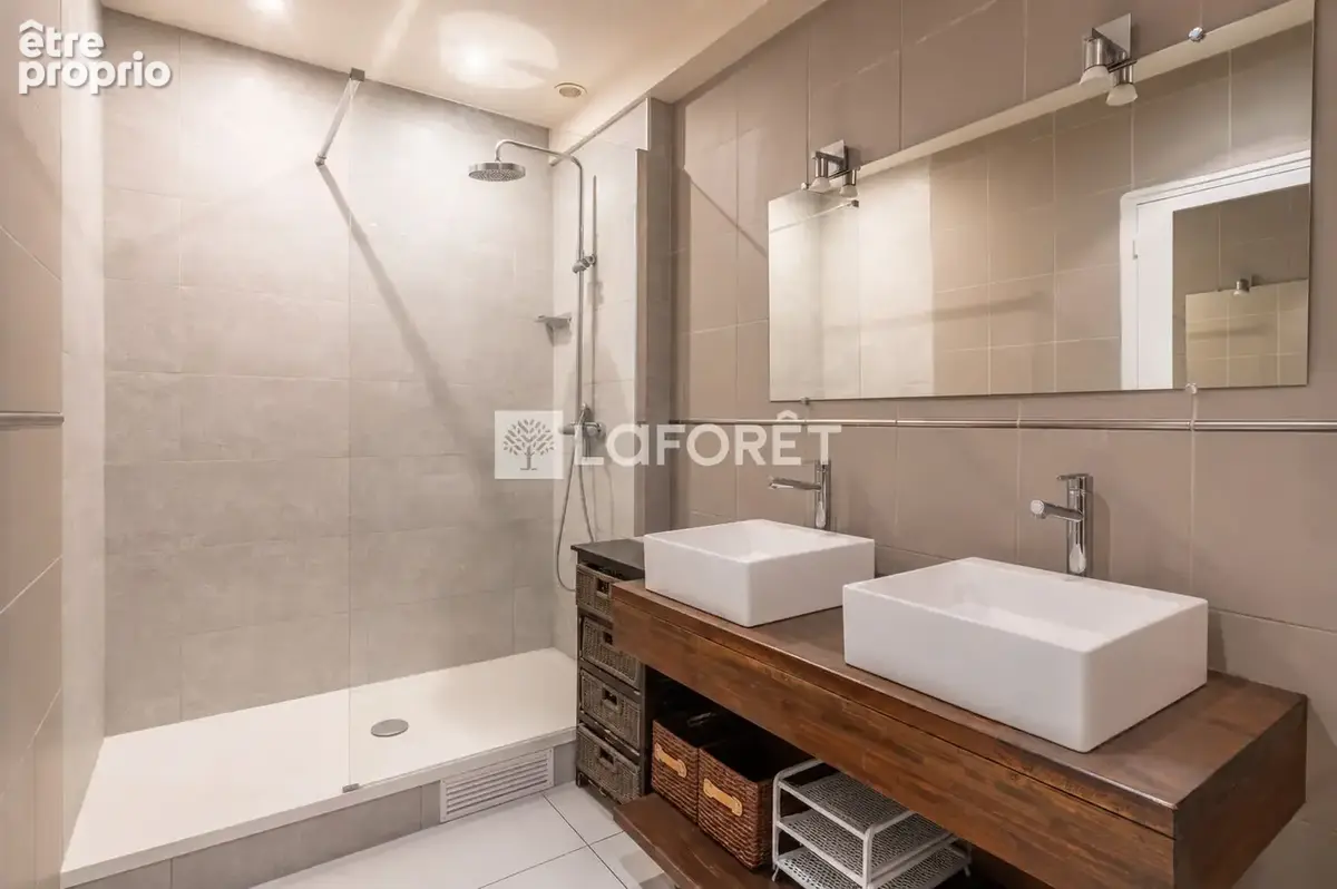 Paris 15e, secteur Javel Pont Mirabeau, 158,70 m² en triple séjour - photo 8
