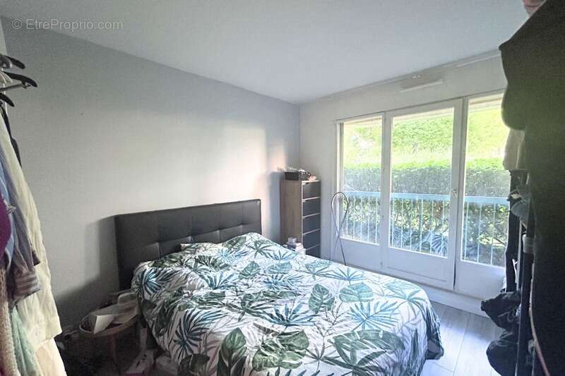 Appartement à vendre 5 pièces - Rez de jardin - CALME - PARKINGS - PROCHE DES COMMODITES - photo 14