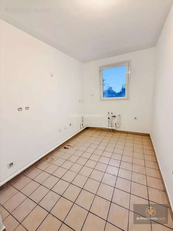 Appartement à CORBEIL-ESSONNES