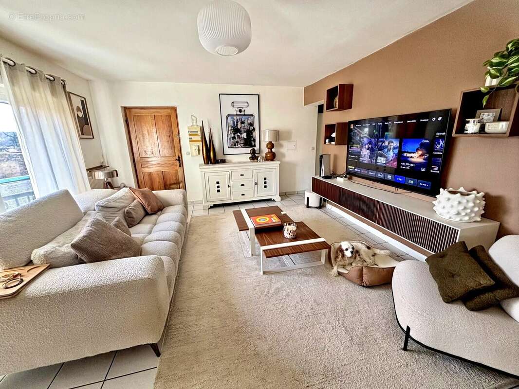 Appartement à SAINT-MAURICE-DE-LIGNON