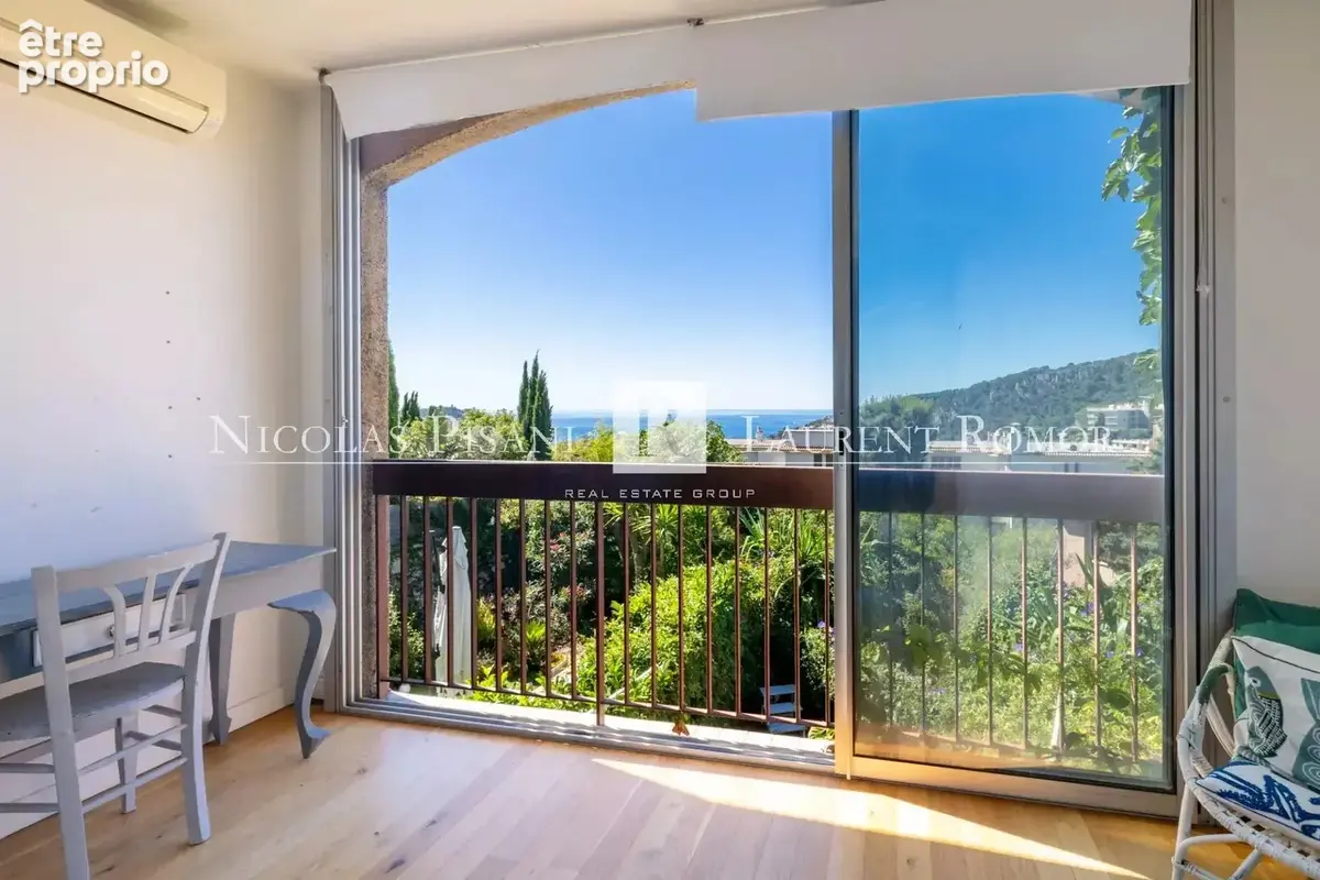 Appartement type Maison - 4 PIECES - Terrasse - Parking - CORNE d'OR VILLEFRANCHE-SUR-MER - photo 7