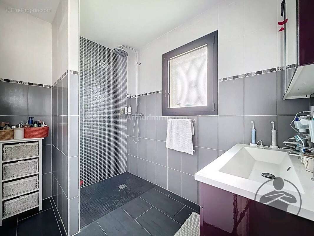 Maison à CAMPS-SUR-L'ISLE