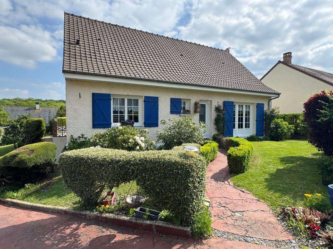 Maison à SAINT-JUST-EN-CHAUSSEE