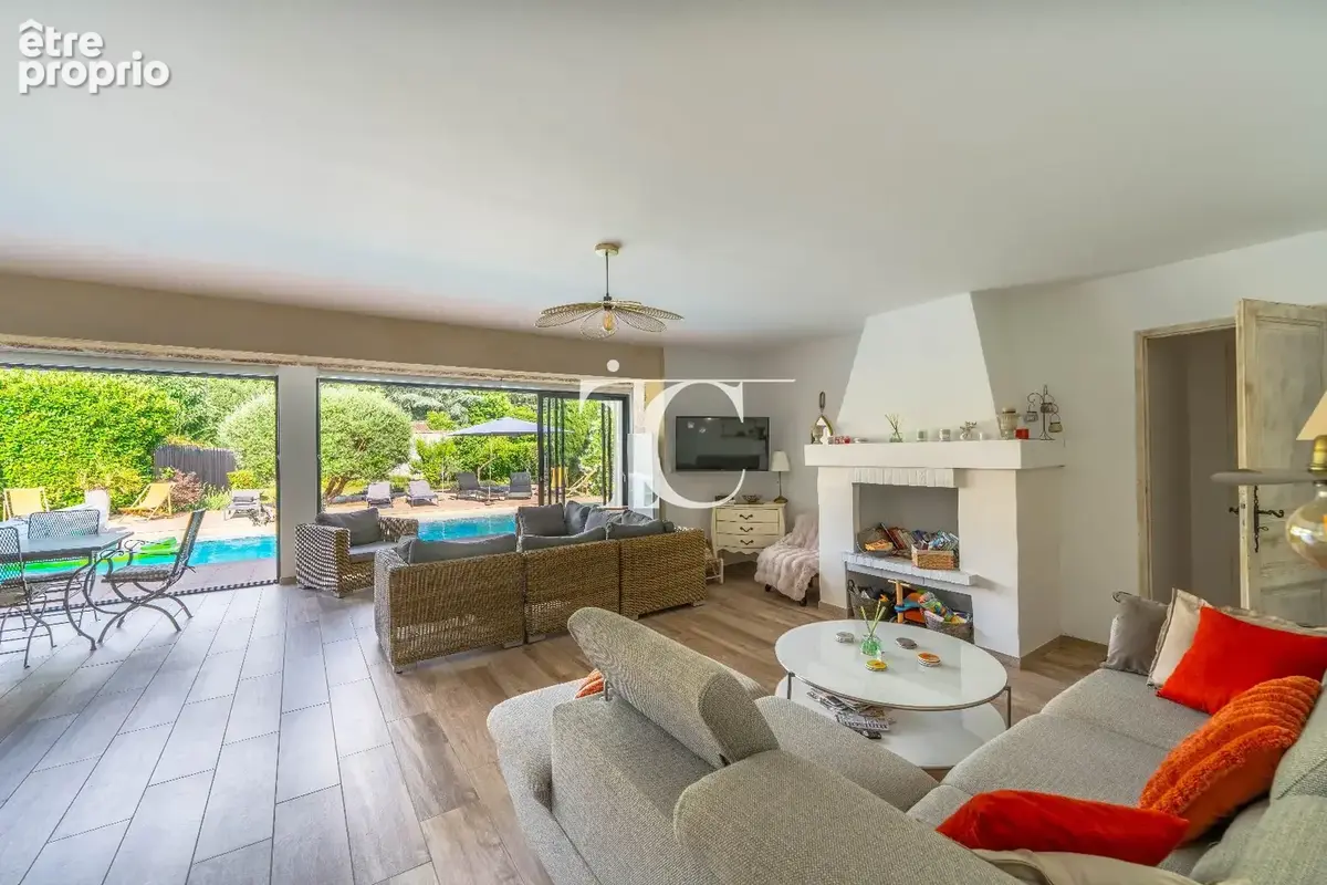 Villa de plain pied 4 chambres, 1000m² de terrain piscine 10x5 - photo 9