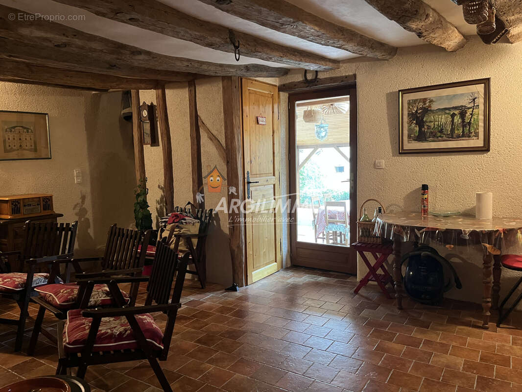 Maison à LE BREIL-SUR-MERIZE