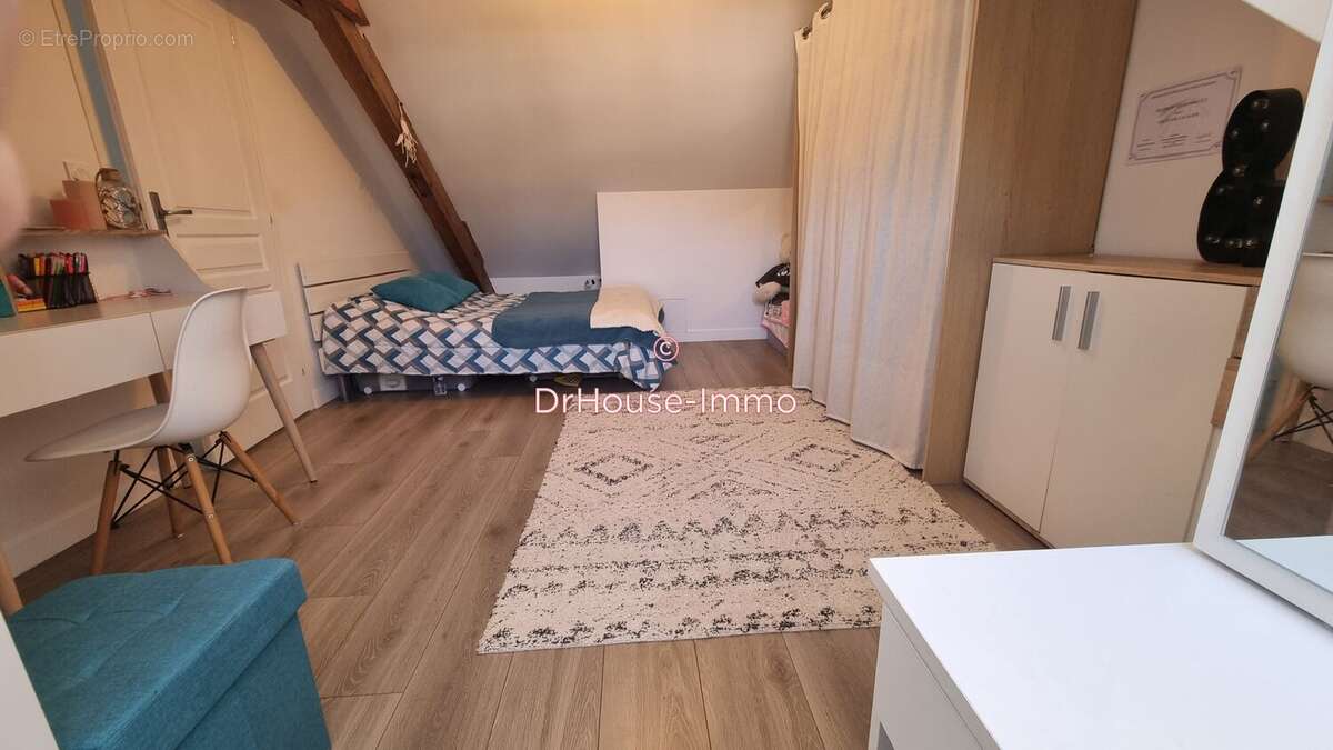 Maison 75 m² à Champcueil  - photo 4