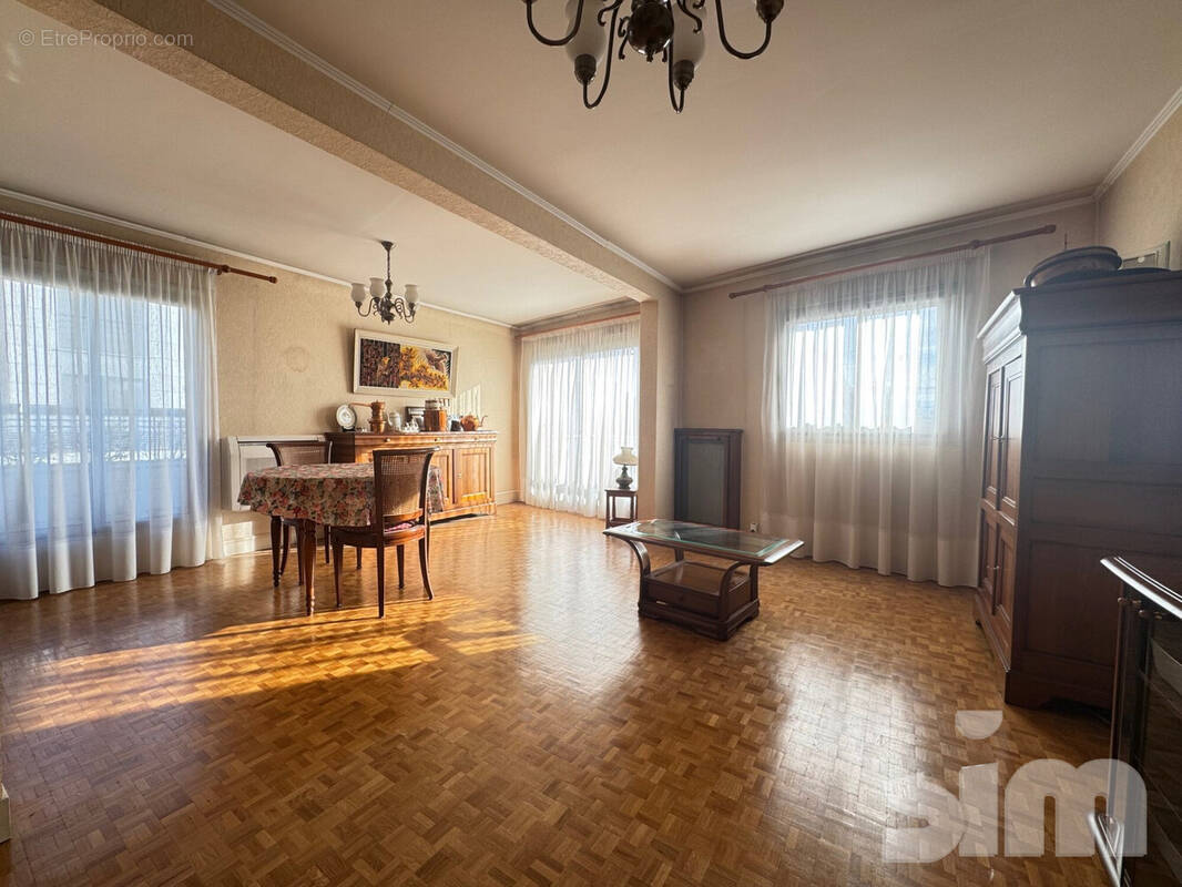 Appartement à CHELLES