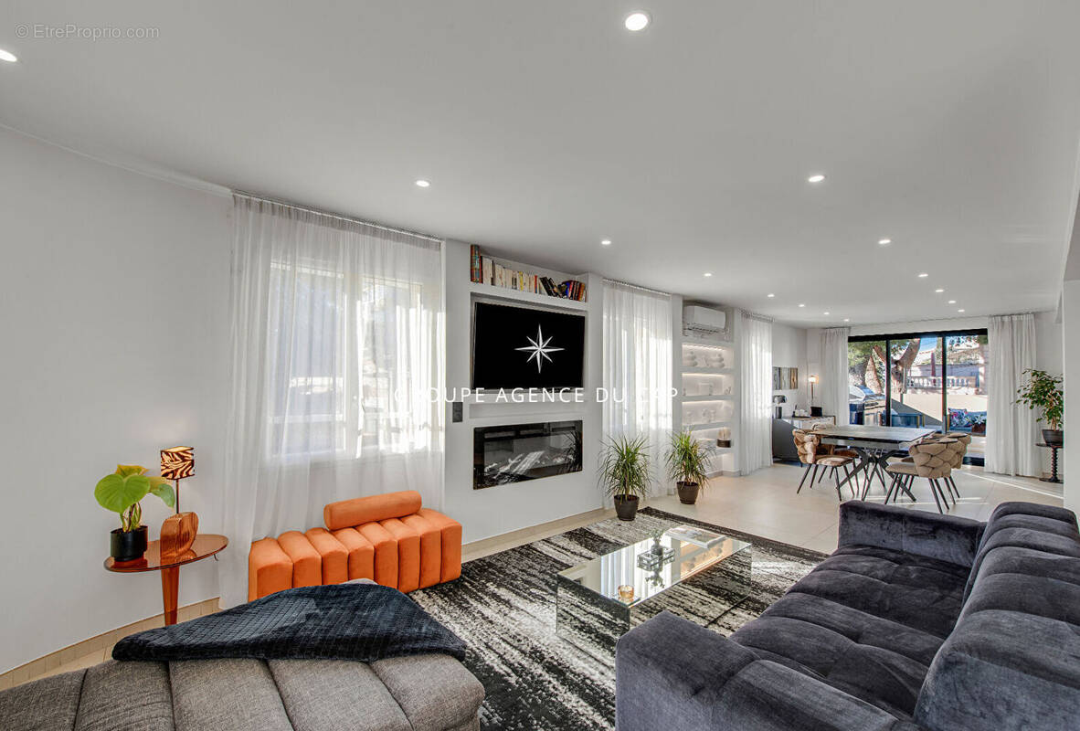 Appartement à SAINT-RAPHAEL