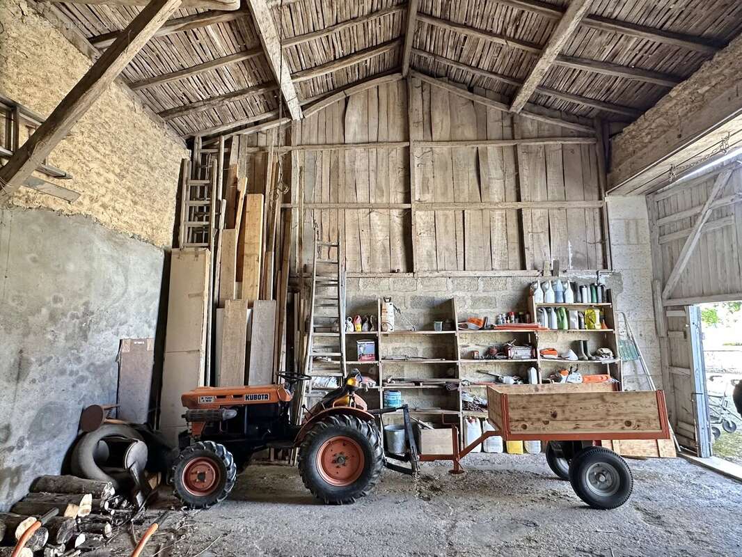 Maison à RUFFEC