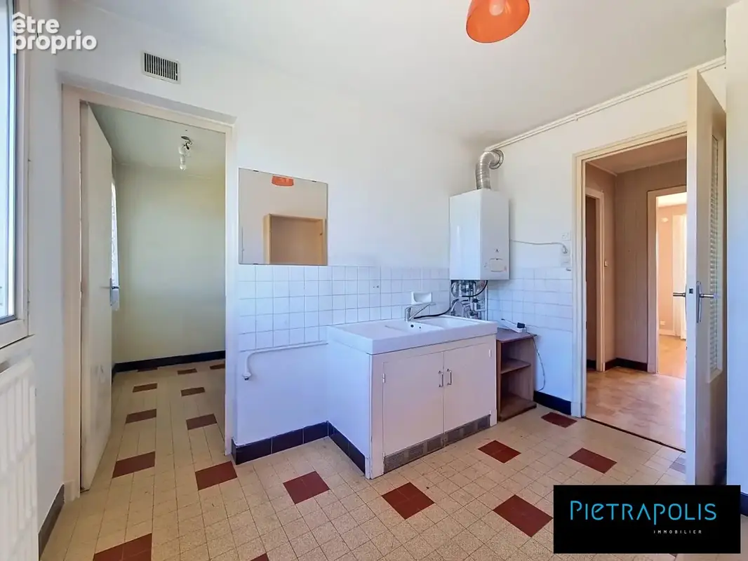Appartement 4 pièces 83 m² à vendre à Decines-Charpieu (69150) - photo 9