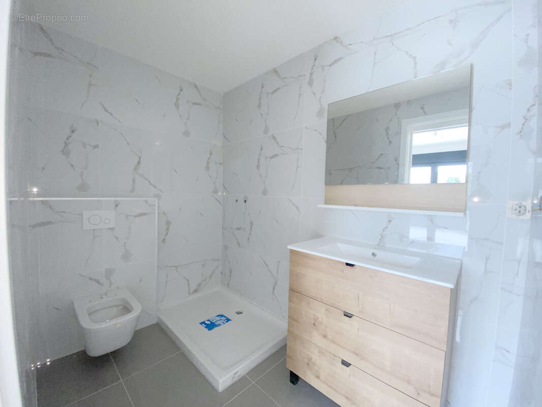 Maison à SAINT-MAUR-DES-FOSSES