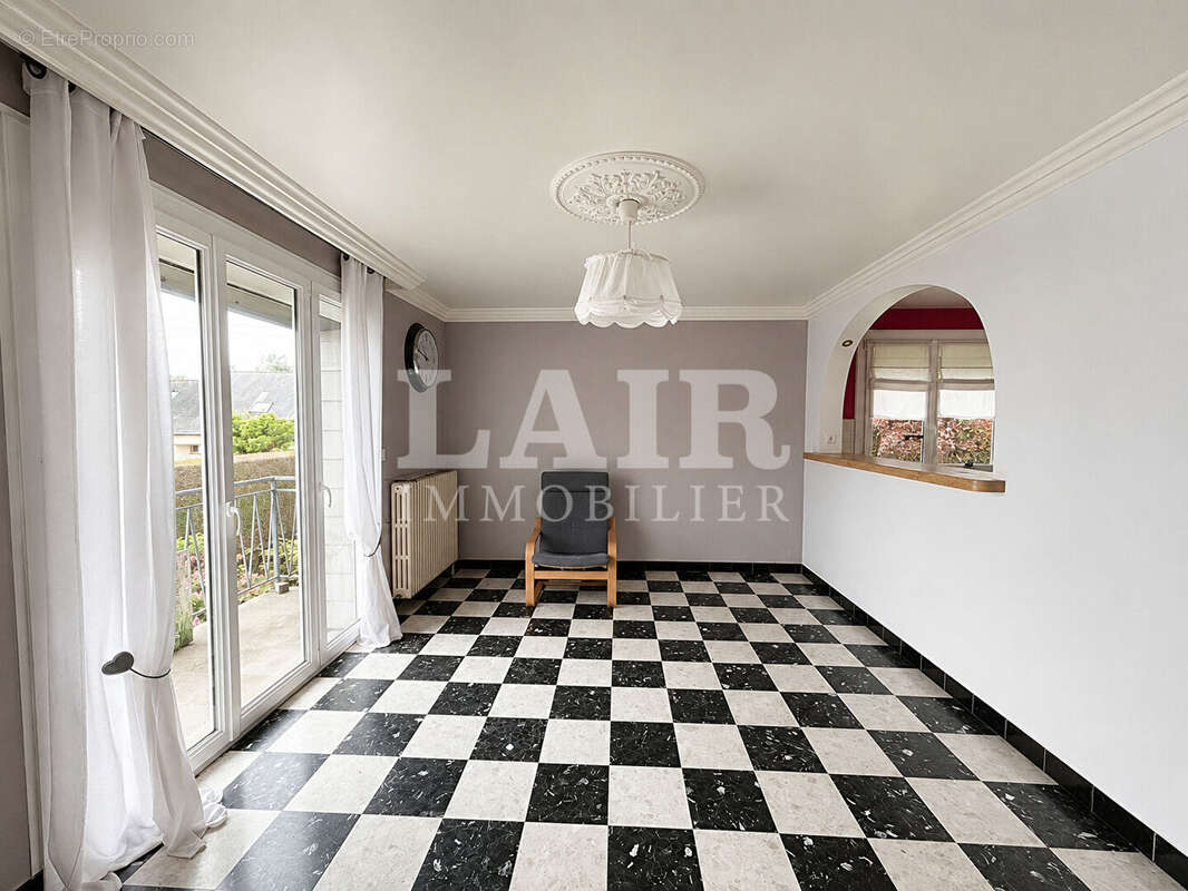 Maison à vendre à La Chapelle d'Andaine - Ref O15375 - photo 2