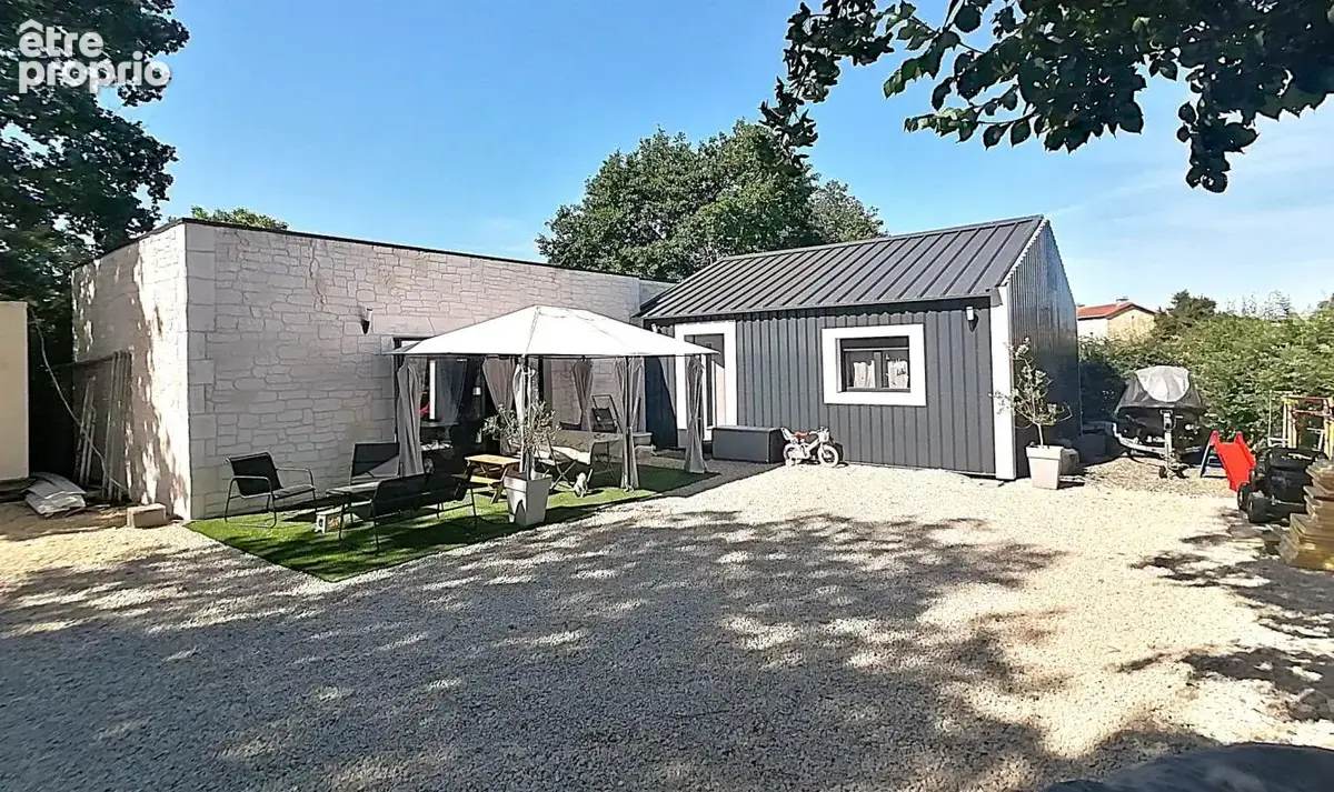 Maison à BERUGES