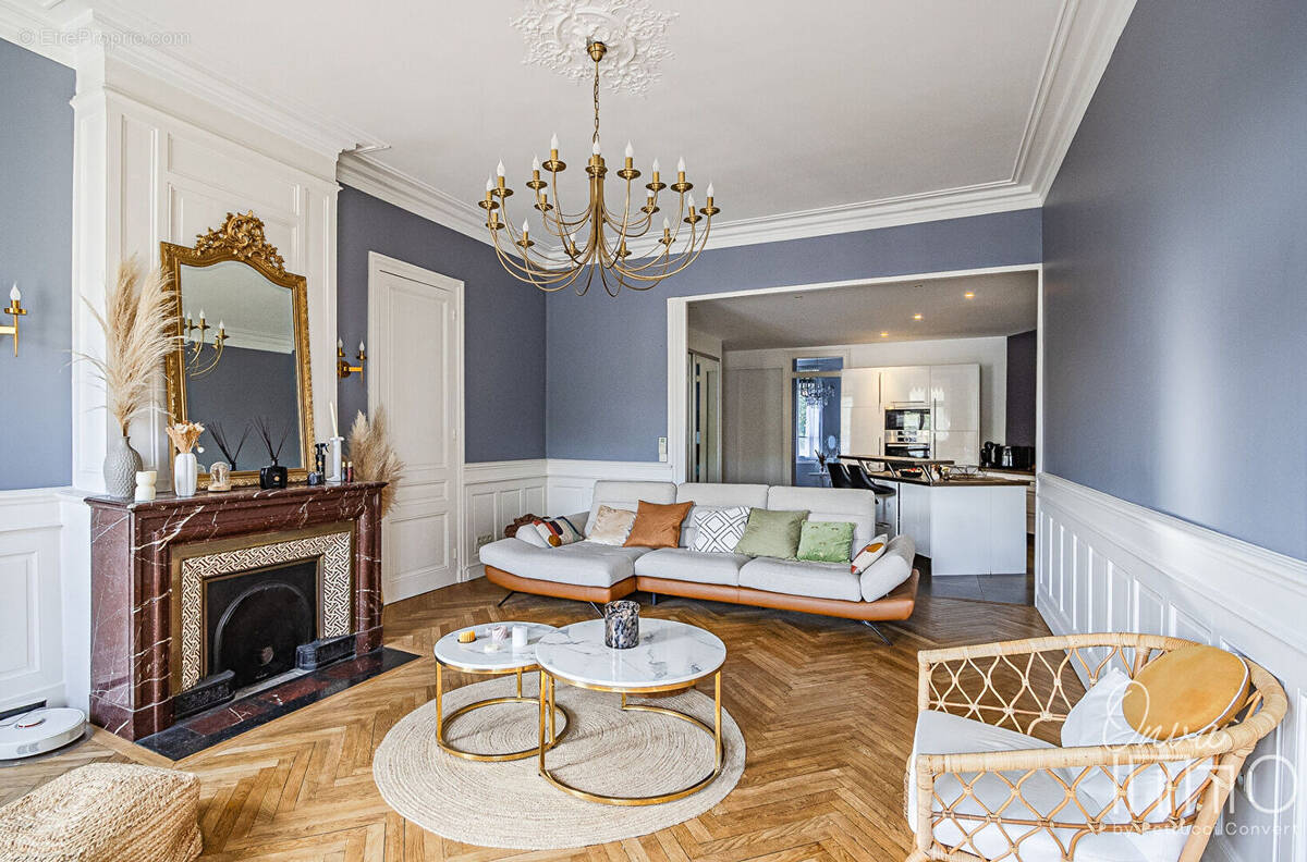 Appartement à LYON-9E