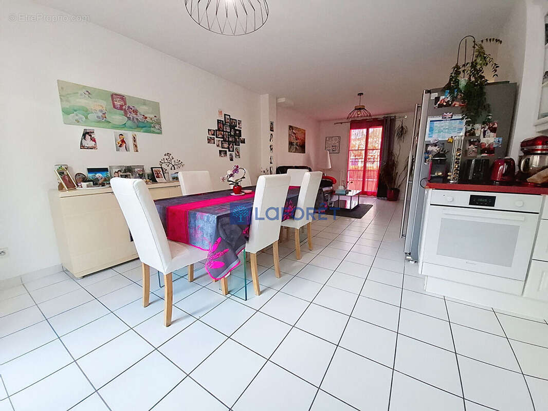 Maison à BAILLY-ROMAINVILLIERS