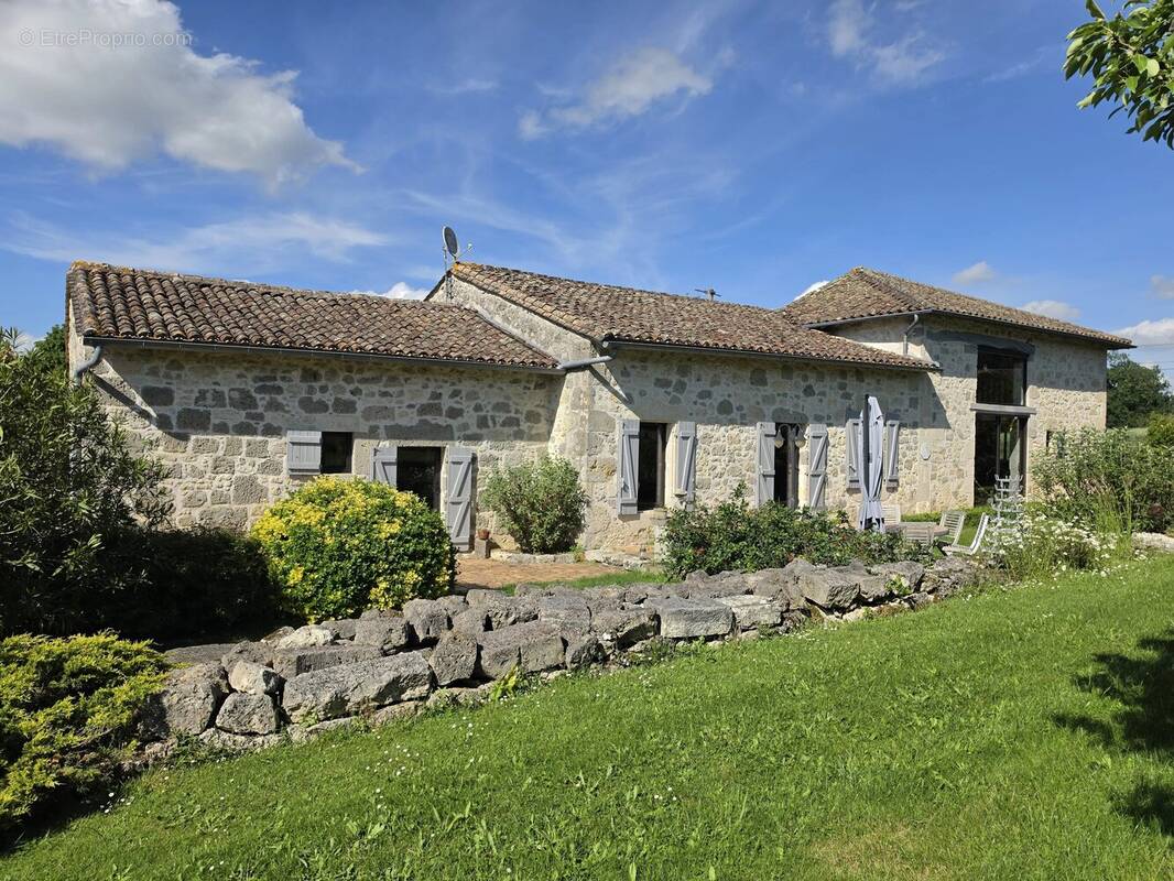 Maison à NERAC