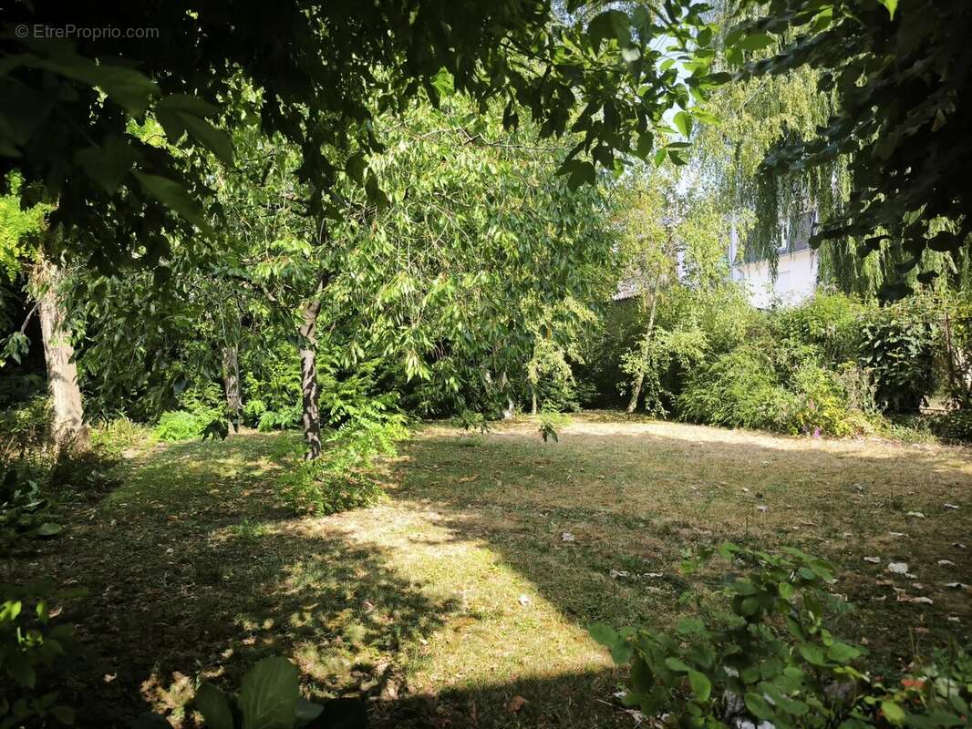 Maison bourgeoise centre thionville - photo 2
