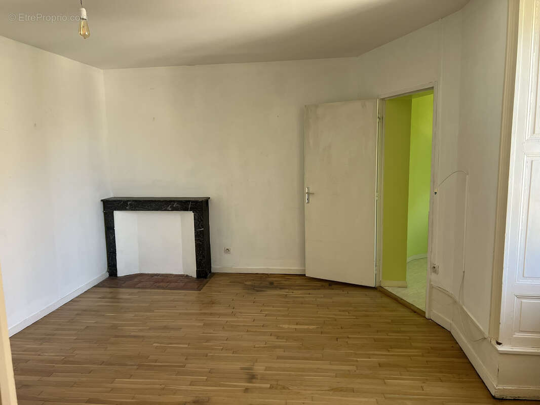 Appartement à CHAROLLES
