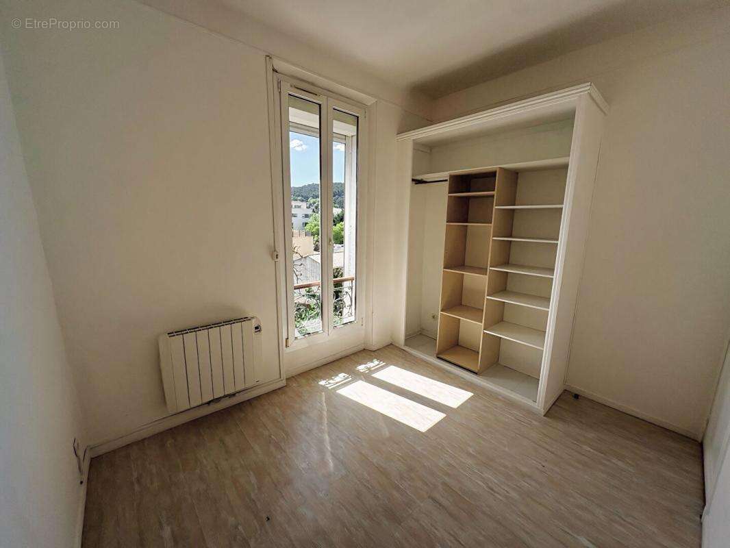 Appartement à AURIOL